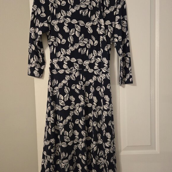 Womens Size Small Navy Blue and Wrap dress by 41 Hawthorn - Picture 6 of 7